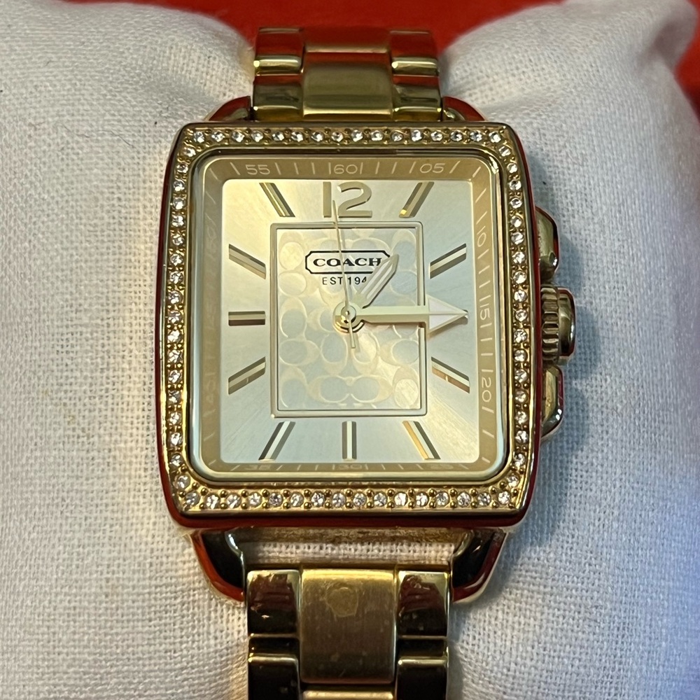 Ladies Coach Gold Watch - Picture 6 of 8